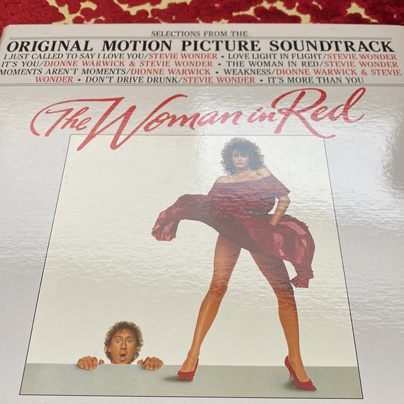 The Women in Red Soundtrack on vinyl. Soundtrack done by Stevie Wonder. - Picture 8 of 8